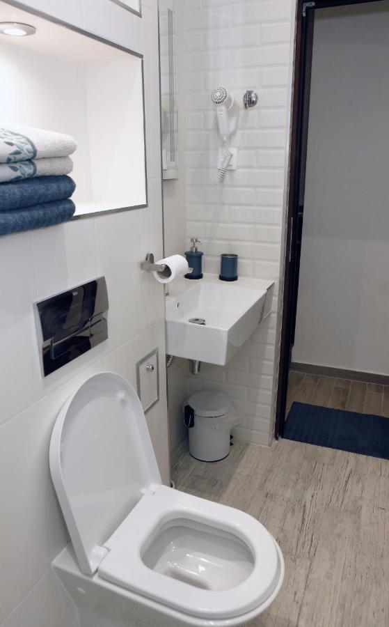 Sleep Over Sofia - Guest Rooms Екстериор снимка